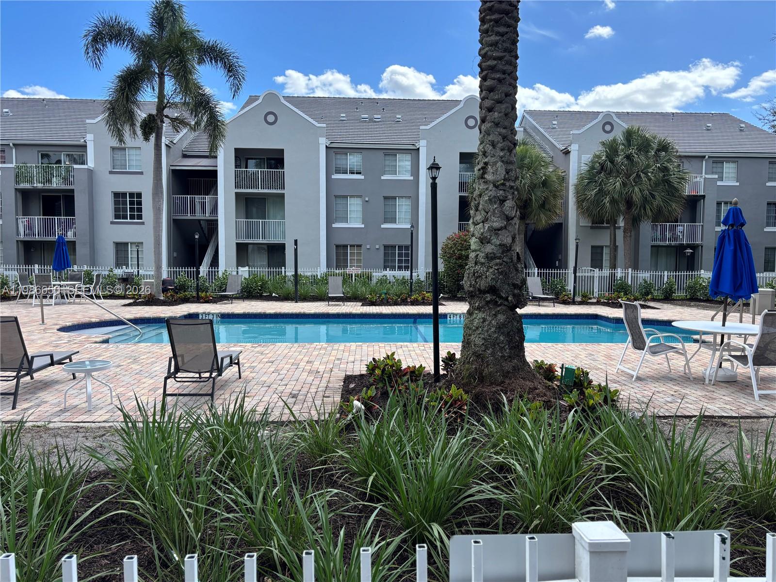 DEVONAIRE CONDO AT PEMBRO - Residential Lease