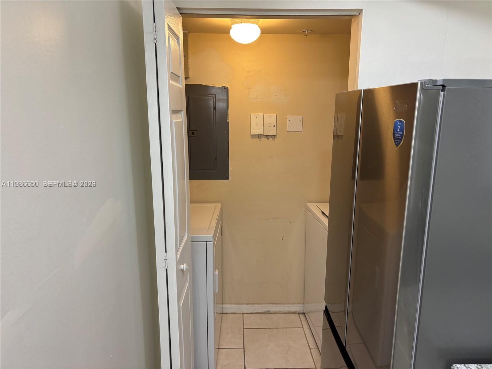 DEVONAIRE CONDO AT PEMBRO - Residential Lease