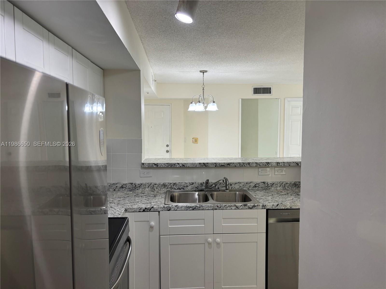 DEVONAIRE CONDO AT PEMBRO - Residential Lease