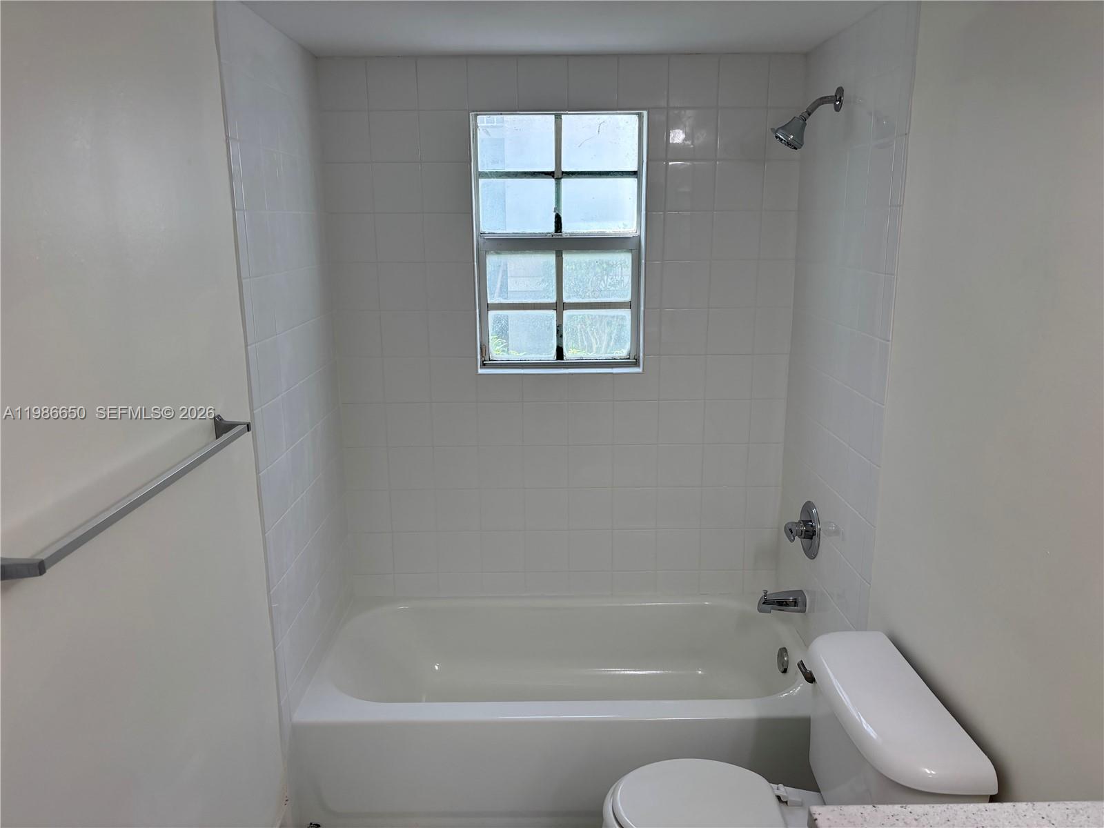 DEVONAIRE CONDO AT PEMBRO - Residential Lease