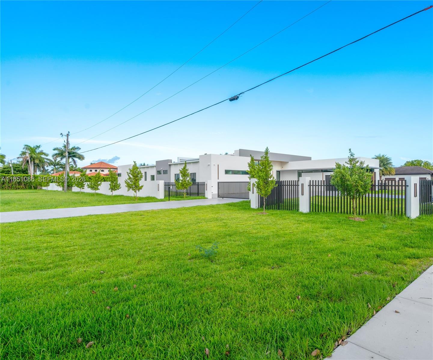 SWEETWATER ESTS SUB - Residential