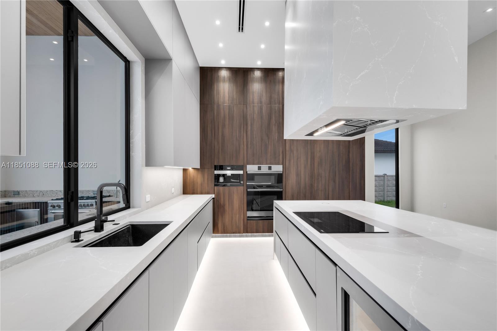 SWEETWATER ESTS SUB - Residential