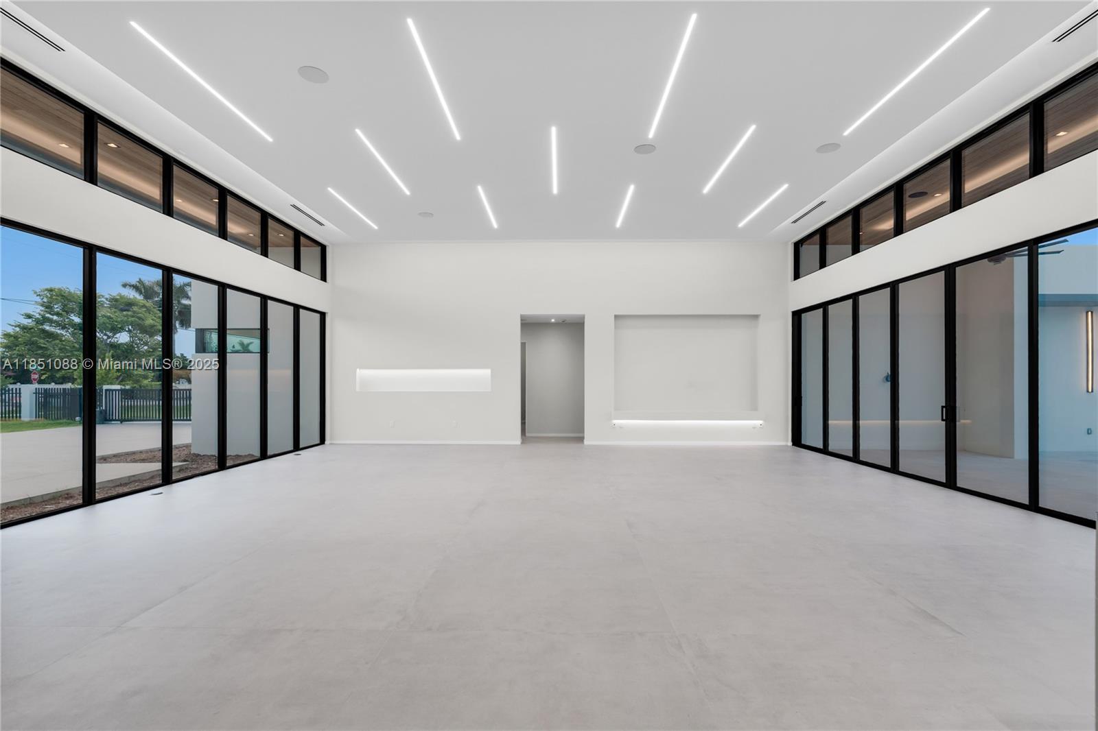 SWEETWATER ESTS SUB - Residential