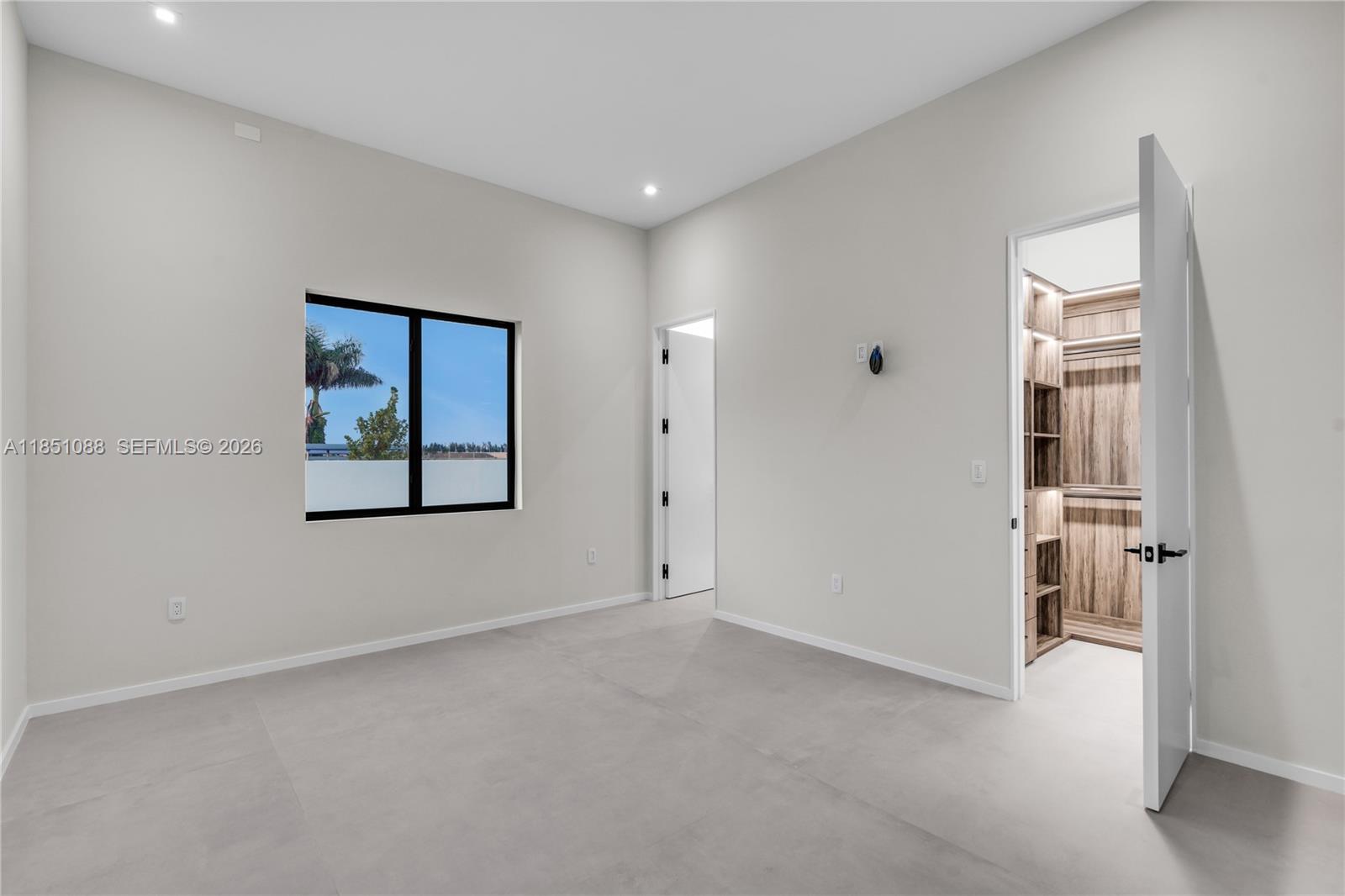 SWEETWATER ESTS SUB - Residential