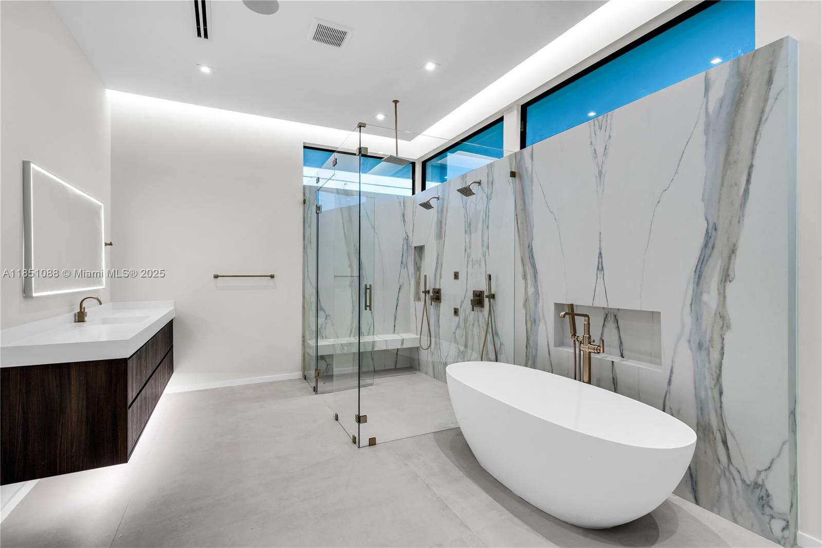 SWEETWATER ESTS SUB - Residential