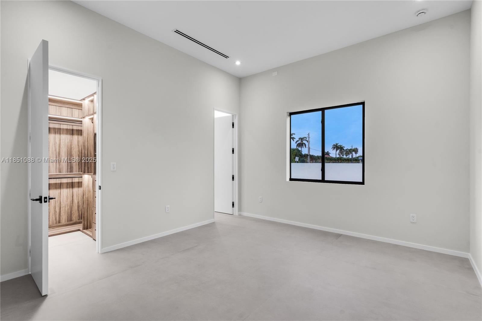 SWEETWATER ESTS SUB - Residential