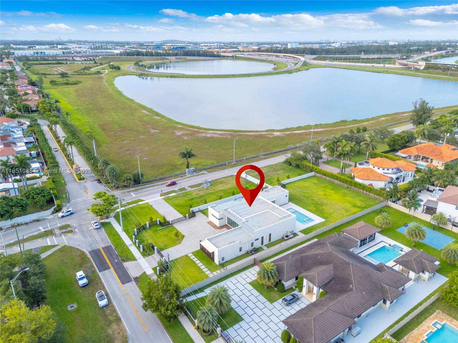 SWEETWATER ESTS SUB - Residential