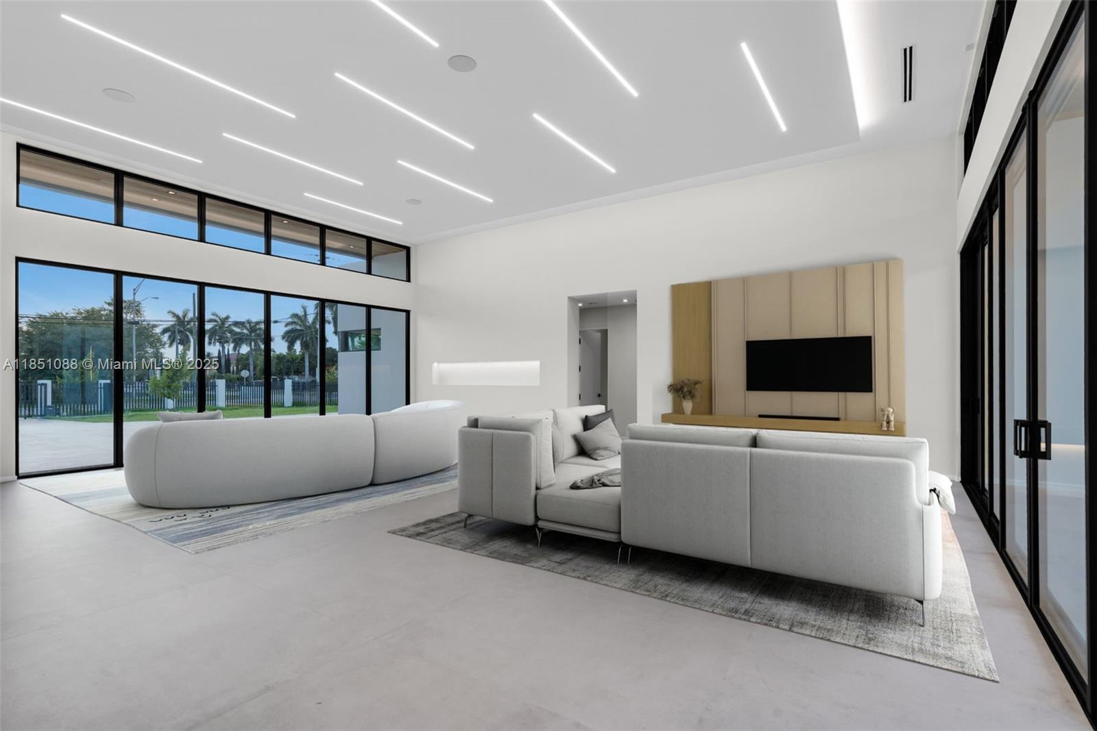 SWEETWATER ESTS SUB - Residential