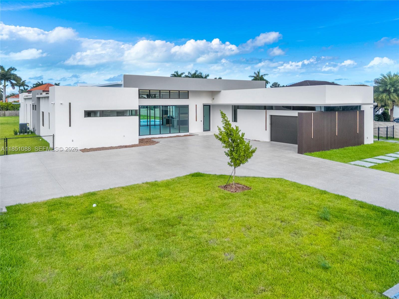 SWEETWATER ESTS SUB - Residential