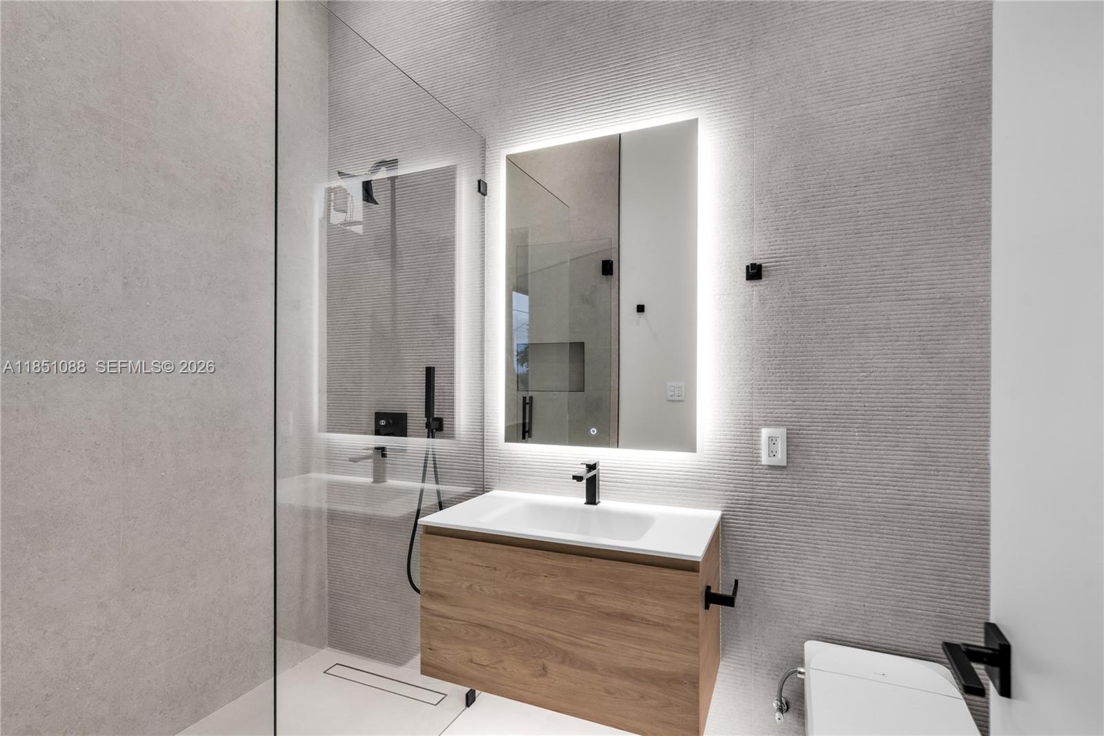 SWEETWATER ESTS SUB - Residential