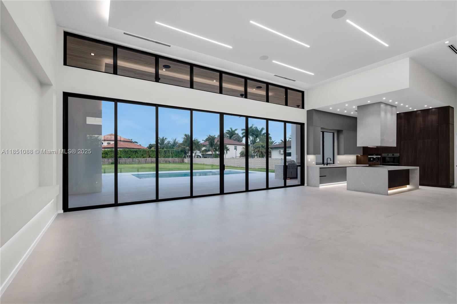 SWEETWATER ESTS SUB - Residential