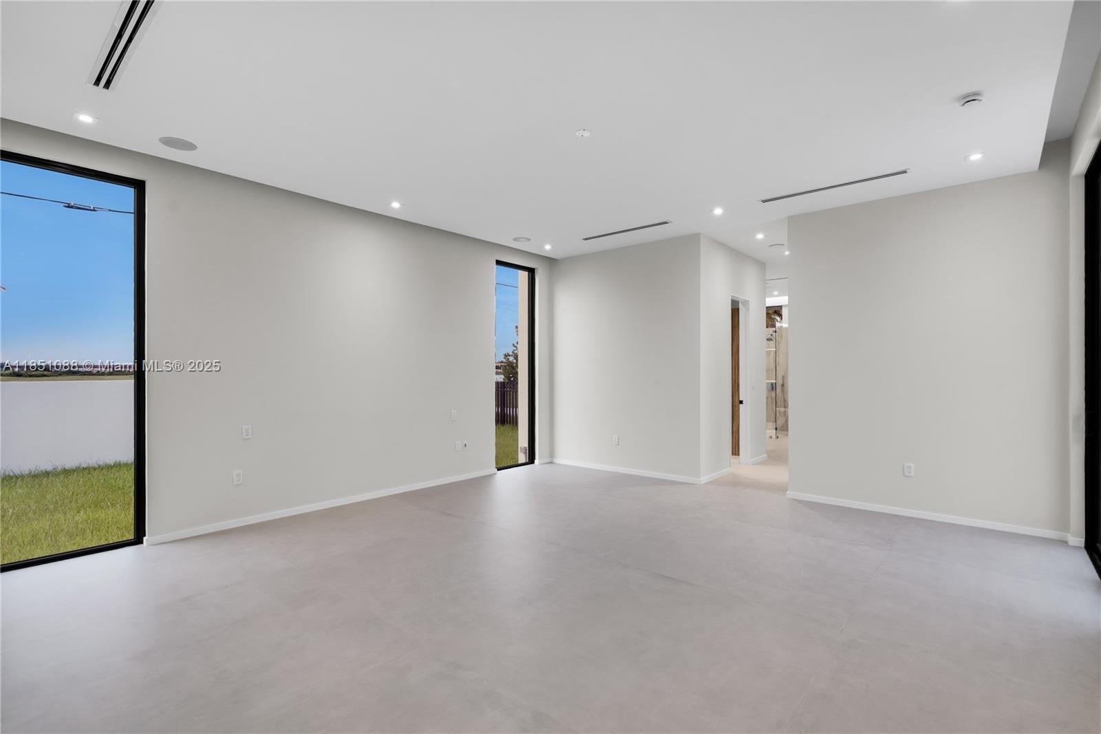 SWEETWATER ESTS SUB - Residential