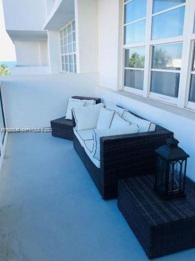 THE DECOPLAGE CONDO - Residential