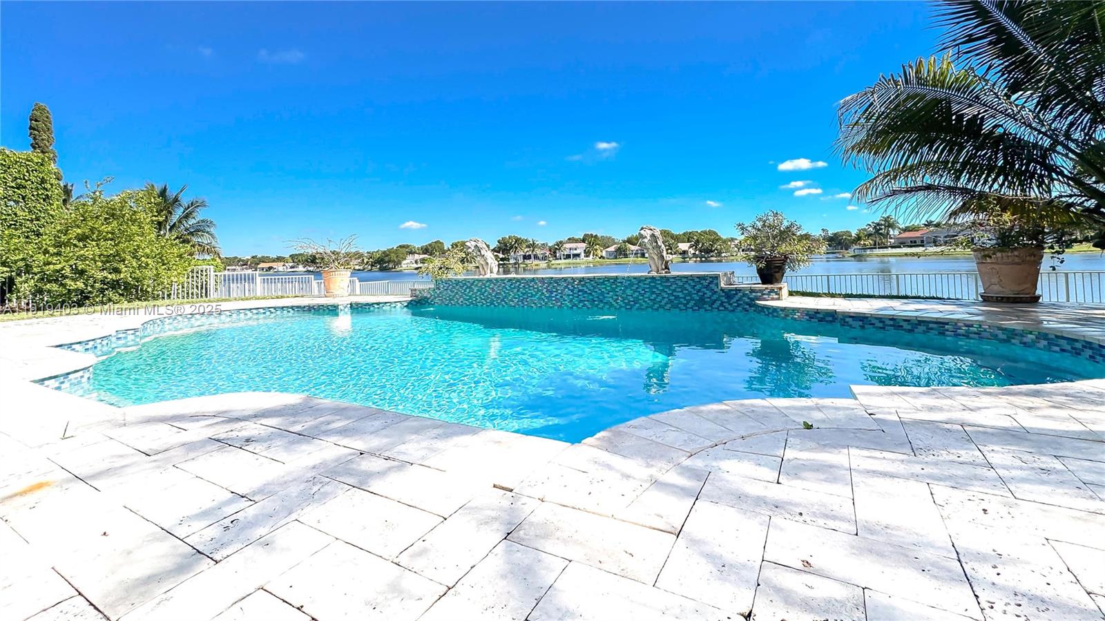 REPLAT OF COUNTRY LAKES - Residential