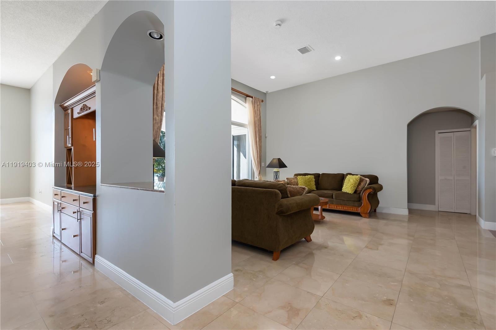 REPLAT OF COUNTRY LAKES - Residential