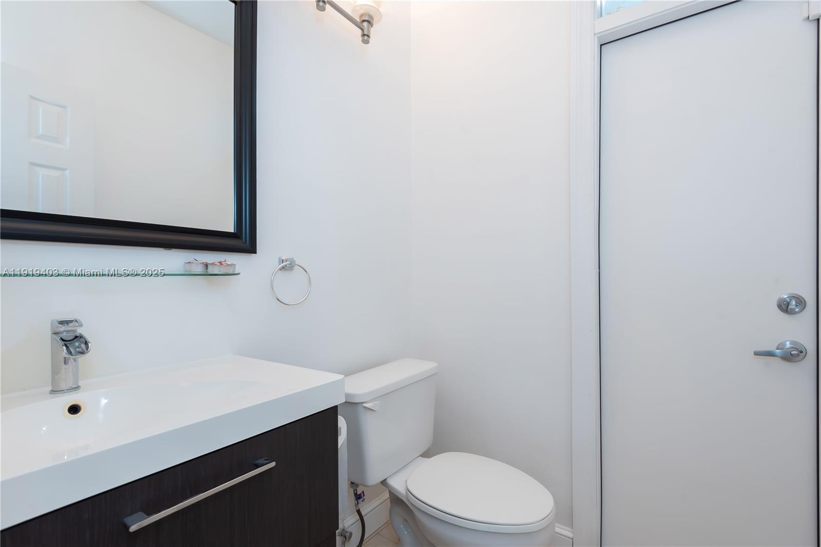 REPLAT OF COUNTRY LAKES - Residential