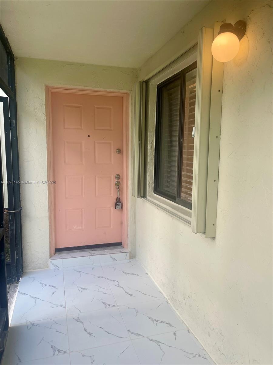 RACQUET CLUB APARTMENTS A - Residential Lease