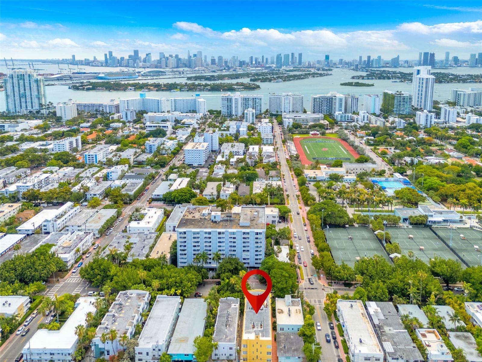 THE FLAMINGO CONDO - Residential