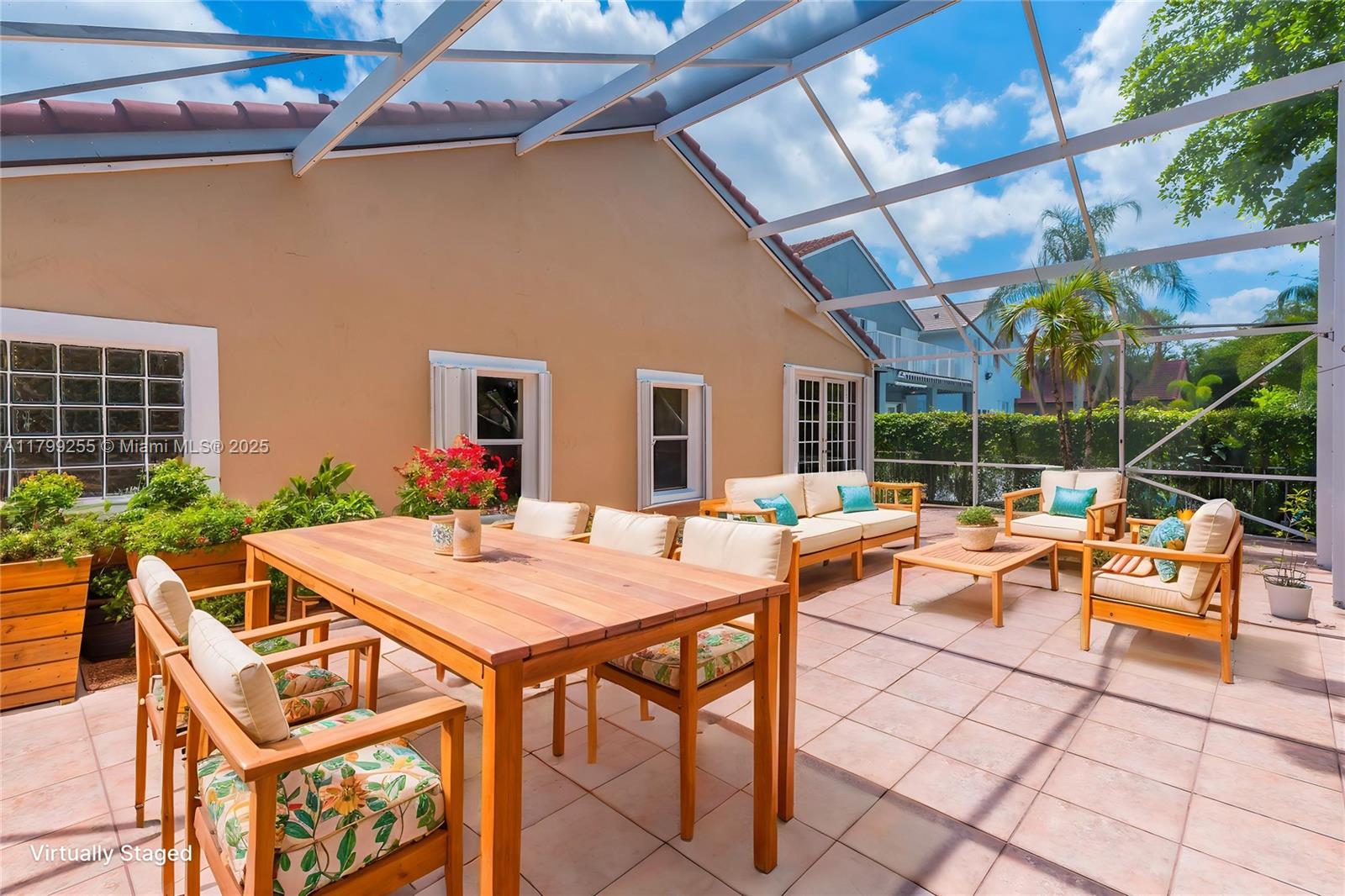 Grand Palms - Residential
