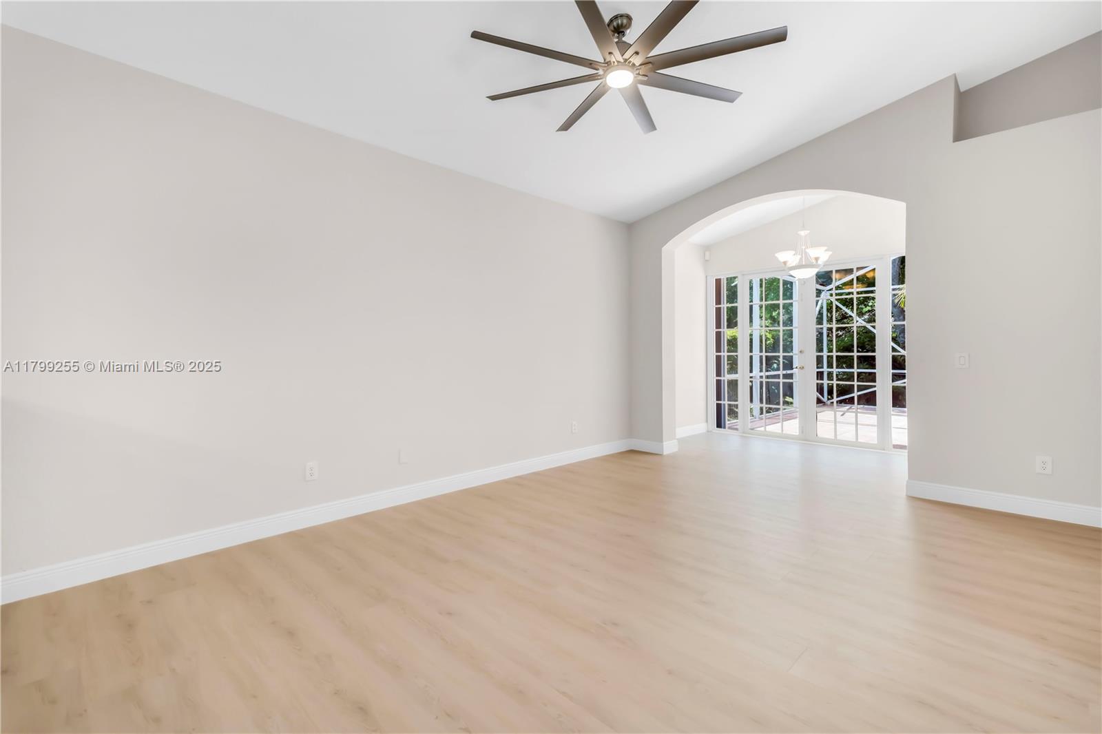 Grand Palms - Residential