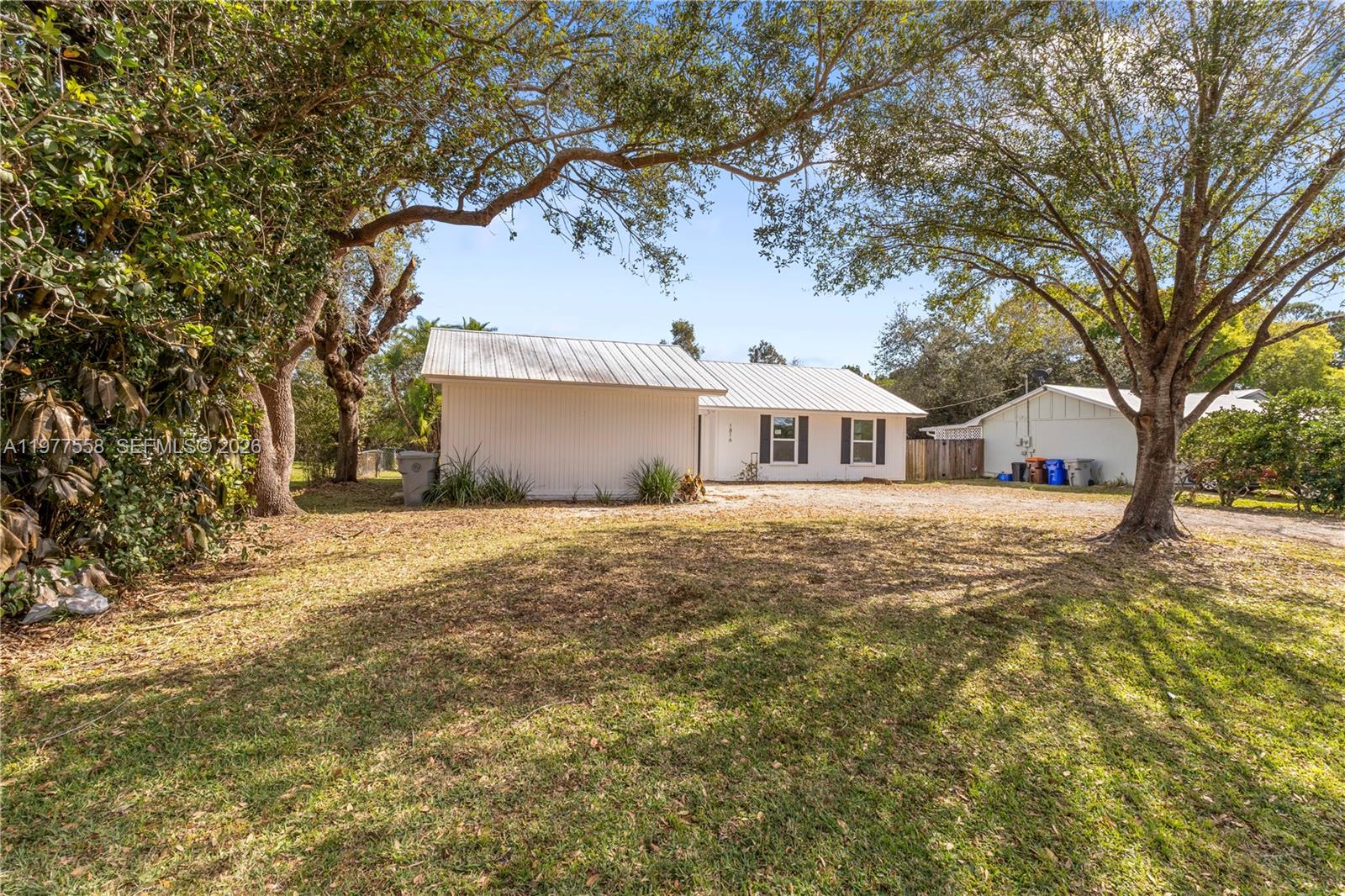 VERO BEACH HIGHLANDS UNIT - Residential