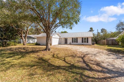 Tiny photo for 1816 SW 14th Ave SW, Vero Beach, FL 32962 (MLS # A11977558)