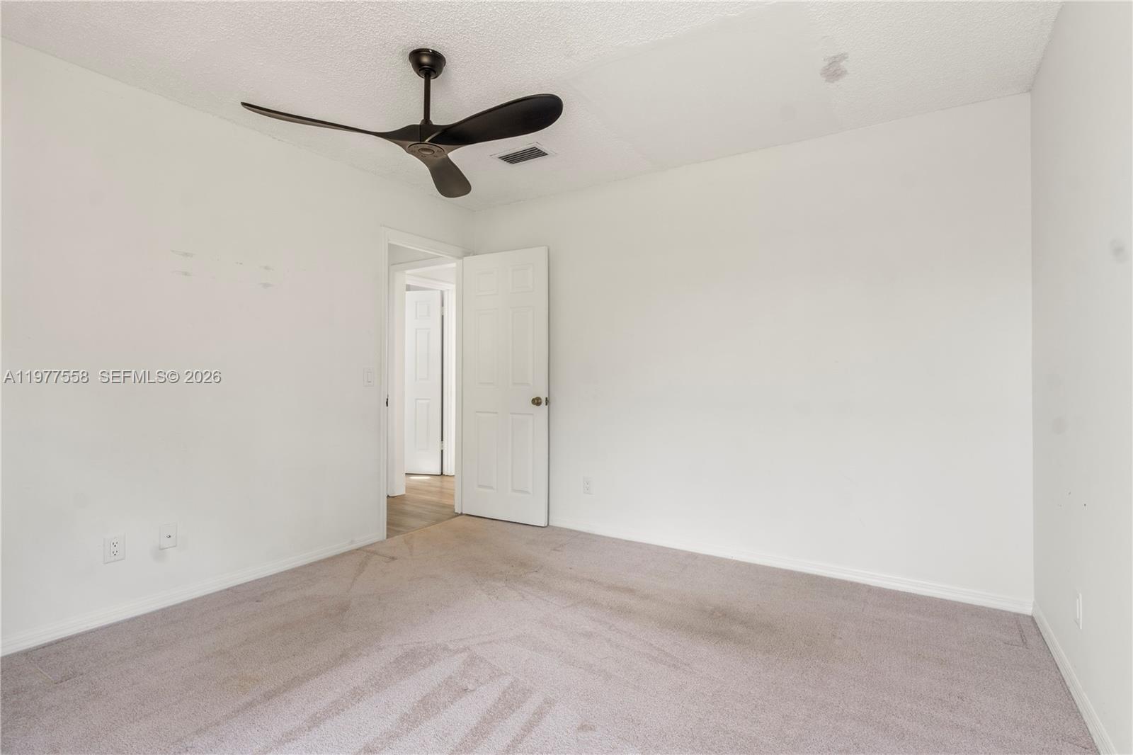 VERO BEACH HIGHLANDS UNIT - Residential