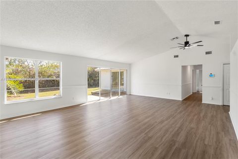 Tiny photo for 1816 SW 14th Ave SW, Vero Beach, FL 32962 (MLS # A11977558)