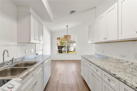 Tiny photo for 1816 SW 14th Ave SW, Vero Beach, FL 32962 (MLS # A11977558)