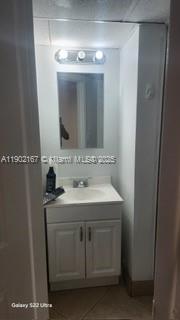 VERSAILLES GARDENS CONDO - Residential Lease