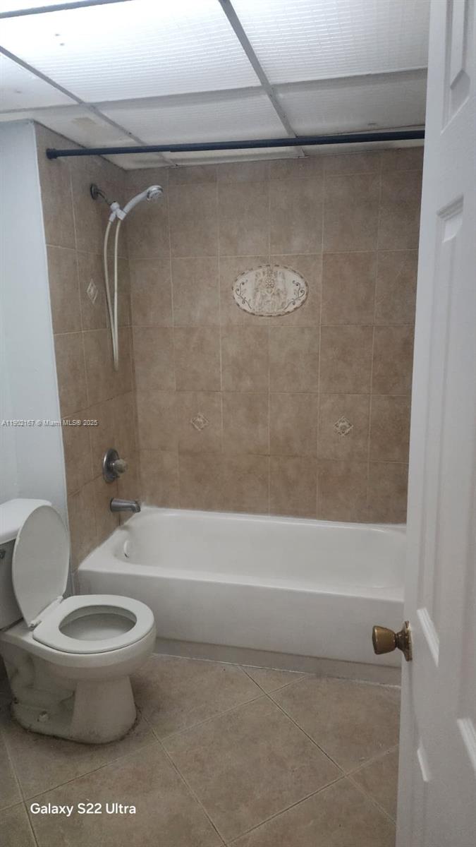 VERSAILLES GARDENS CONDO - Residential Lease