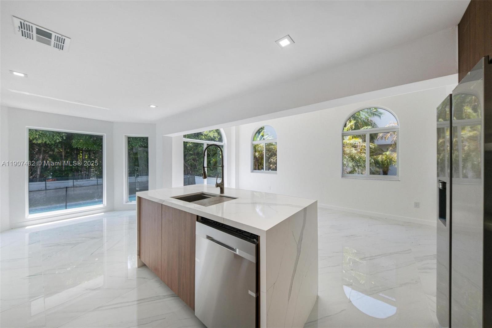 RIVIERA 1ST & 2ND ADDN AM - Residential Lease