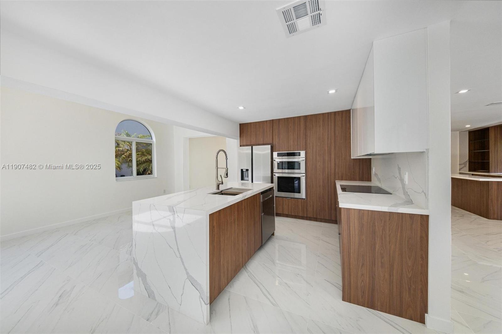 RIVIERA 1ST & 2ND ADDN AM - Residential Lease