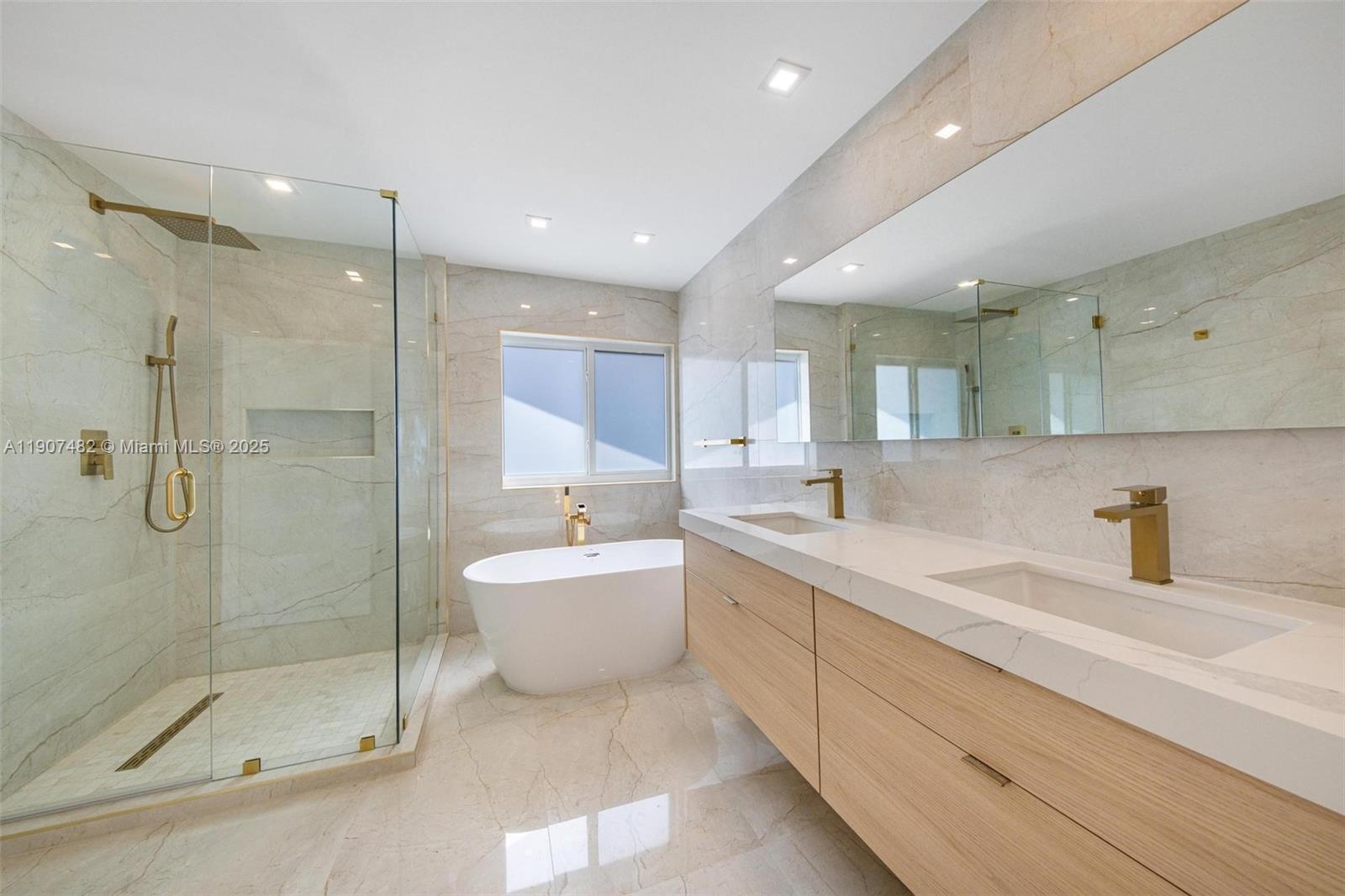 RIVIERA 1ST & 2ND ADDN AM - Residential Lease