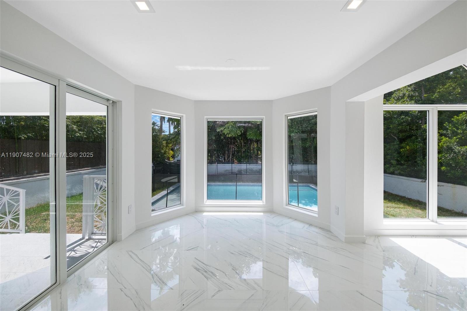 RIVIERA 1ST & 2ND ADDN AM - Residential Lease