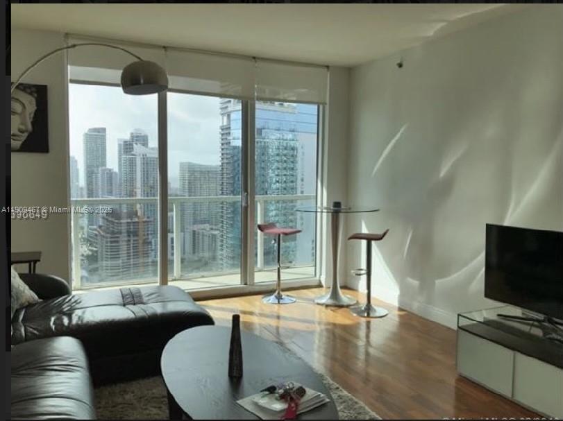500 BRICKELL WEST CONDO - Residential Lease