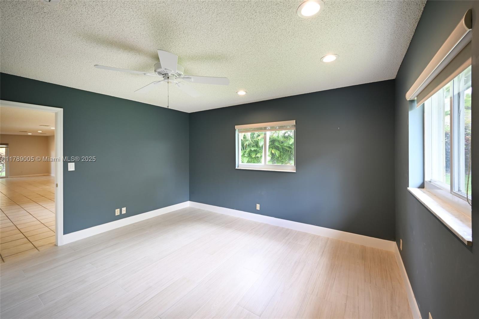 NO 81 PALM-AIRE COUNTRY C - Residential