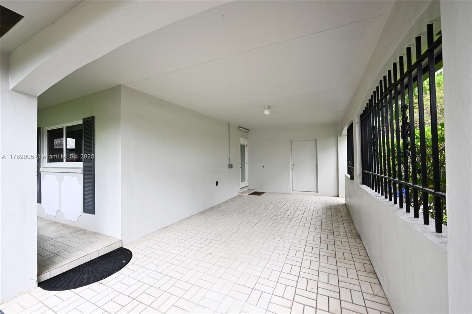 NO 81 PALM-AIRE COUNTRY C - Residential