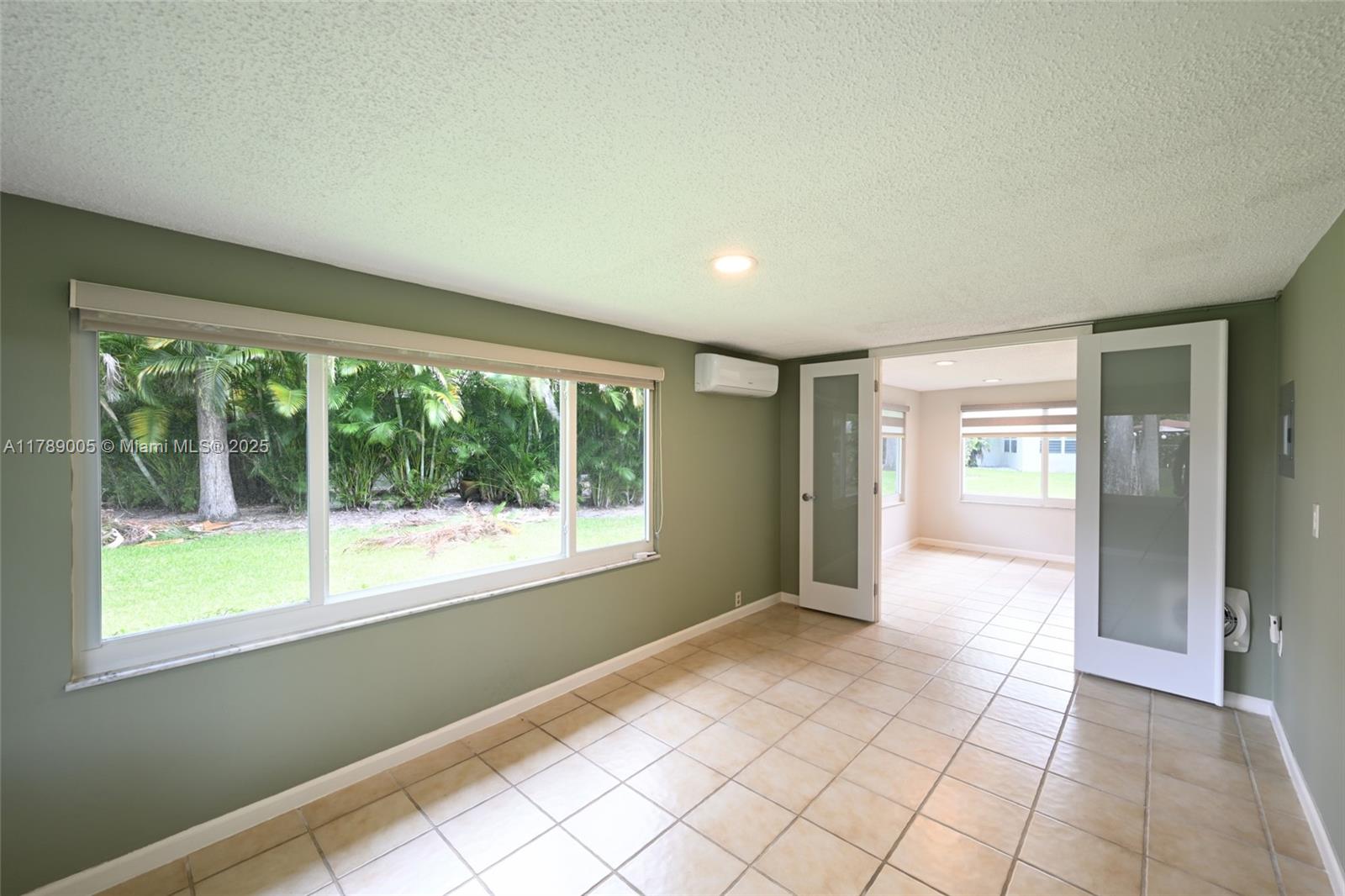 NO 81 PALM-AIRE COUNTRY C - Residential