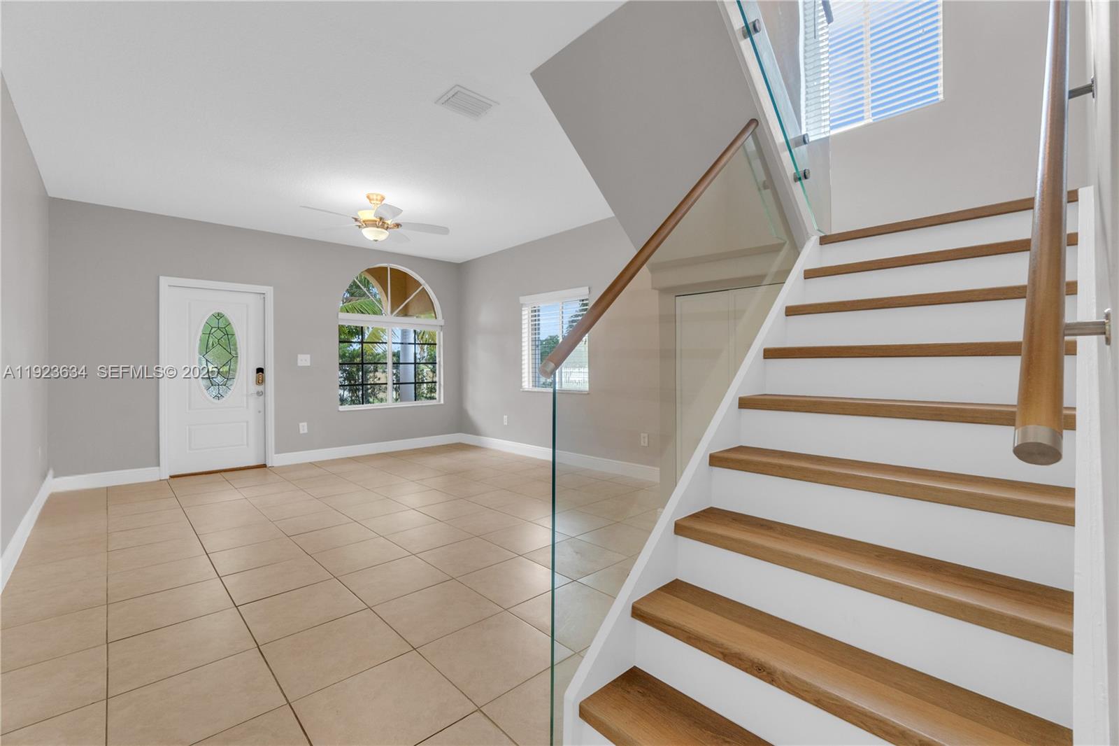 TWIN LAKE SHORES EAST - Residential