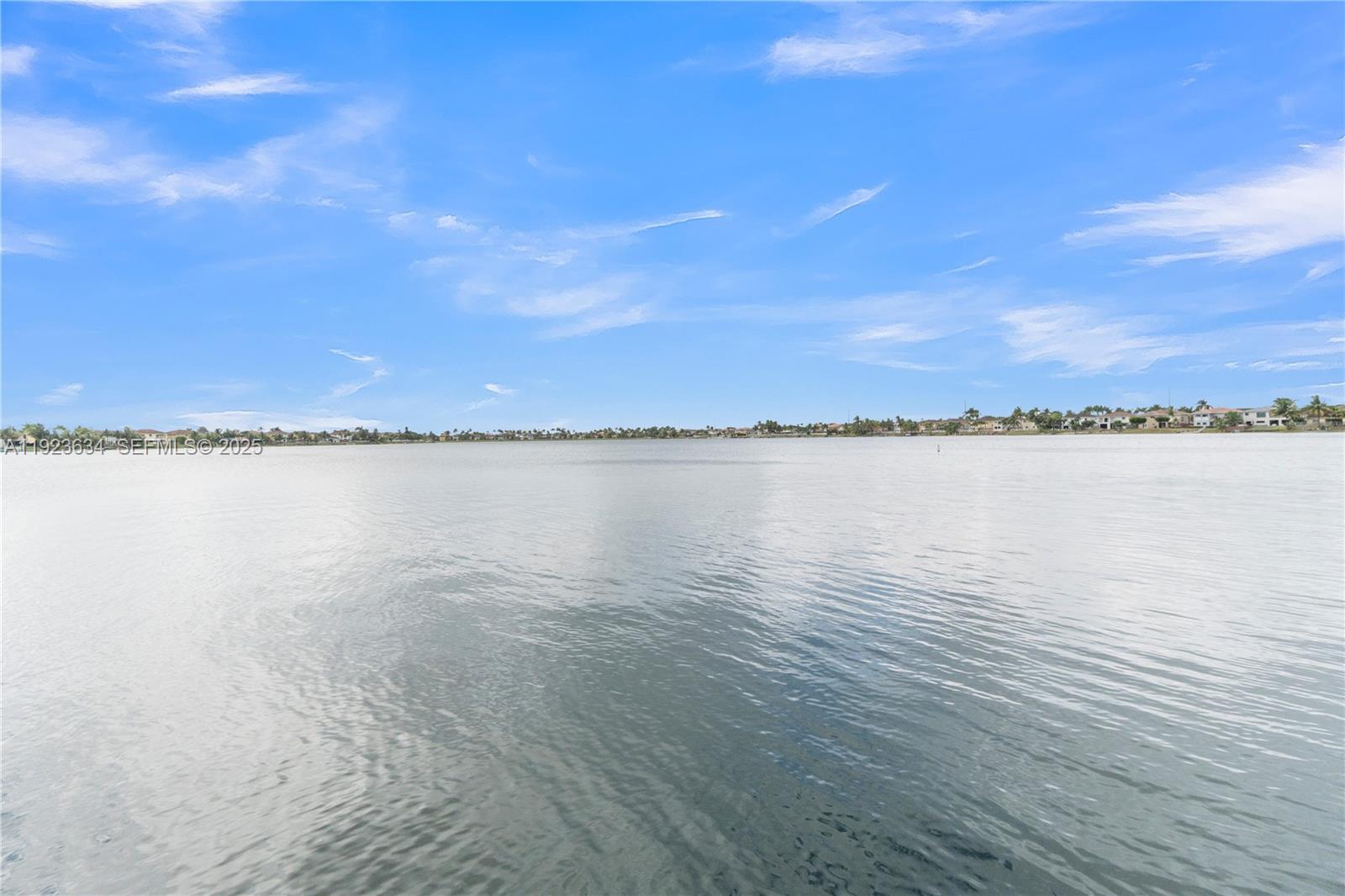 TWIN LAKE SHORES EAST - Residential