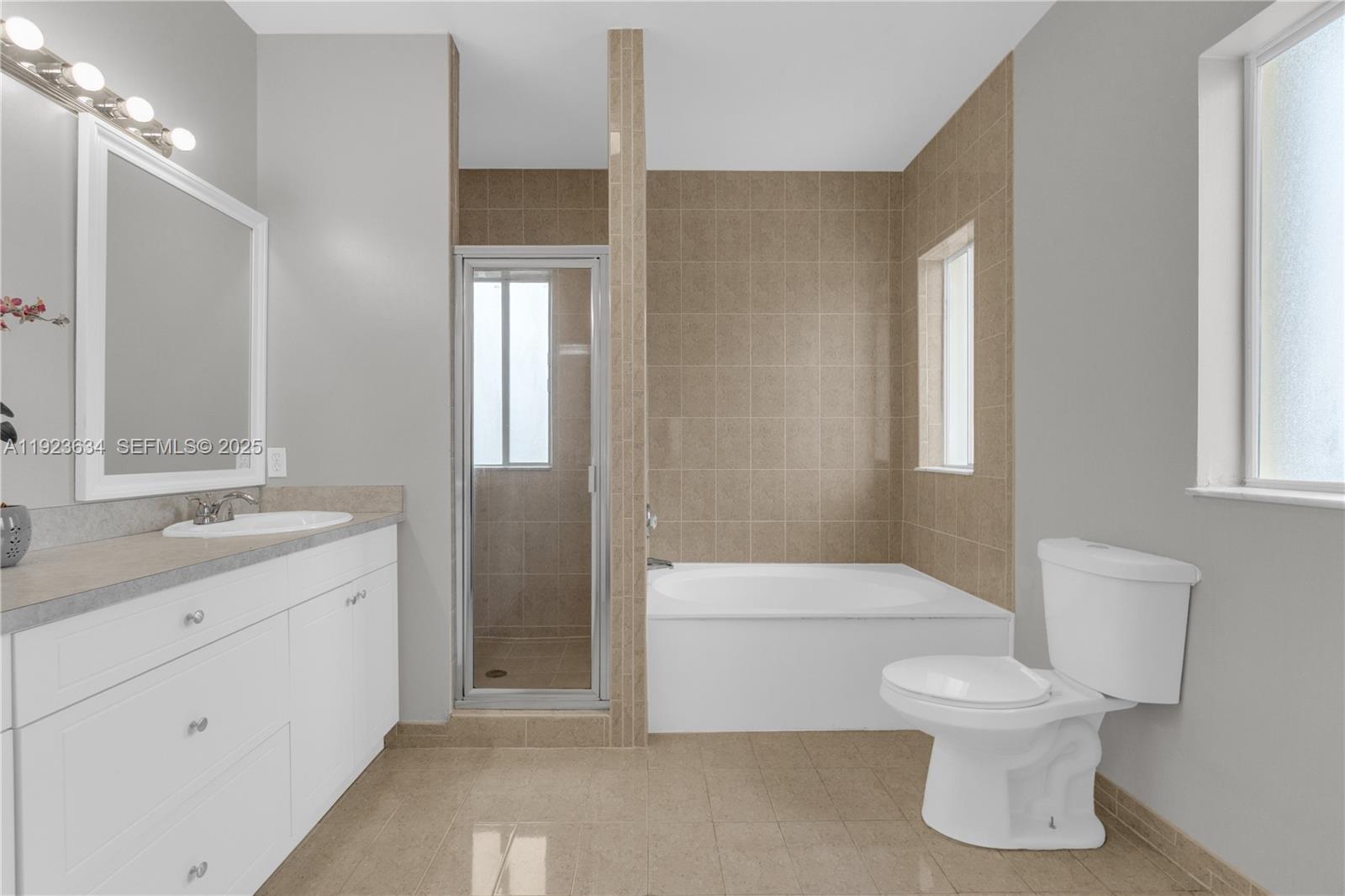 TWIN LAKE SHORES EAST - Residential