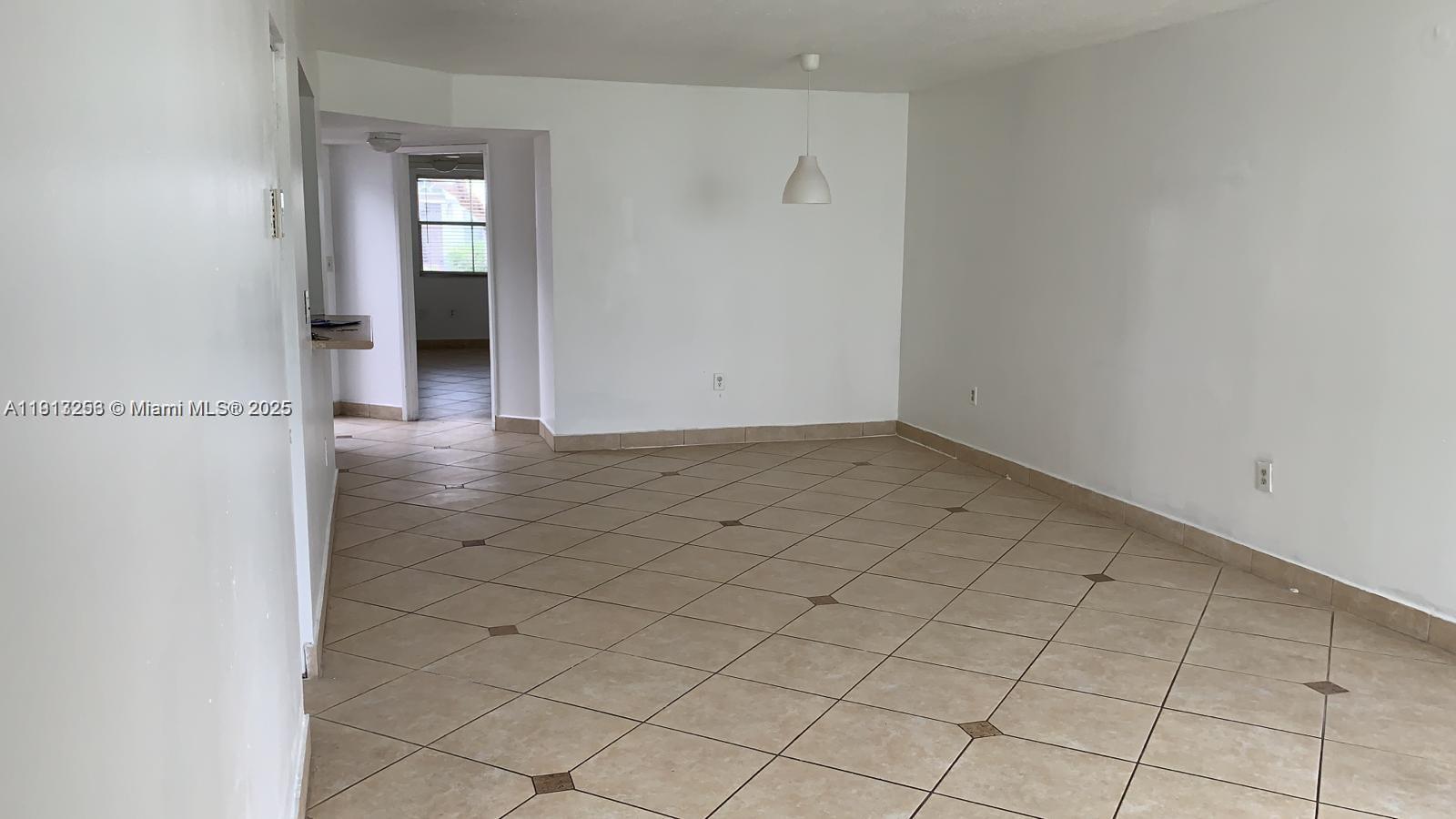 THE GREENS AT DORAL - Residential Lease