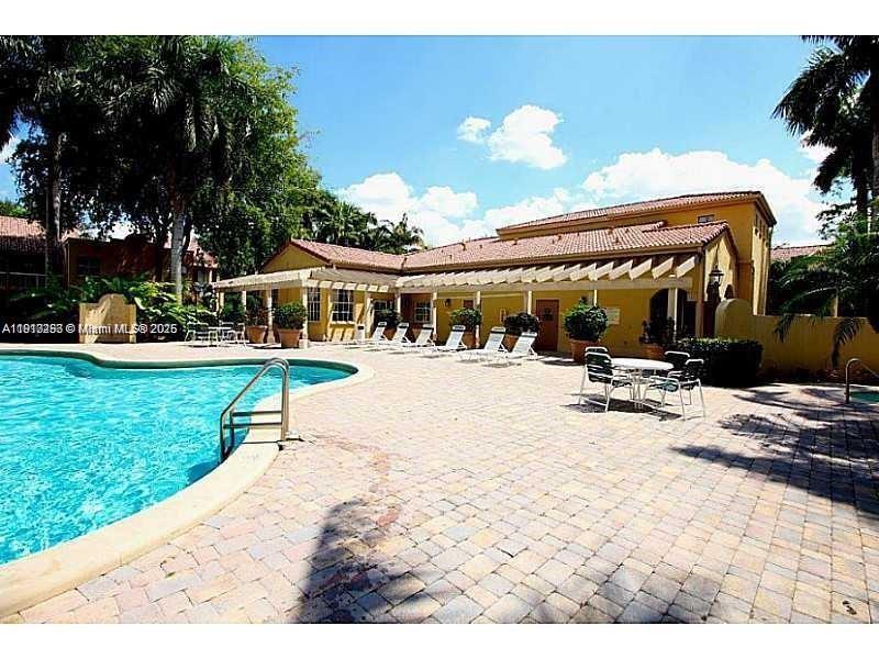 THE GREENS AT DORAL - Residential Lease