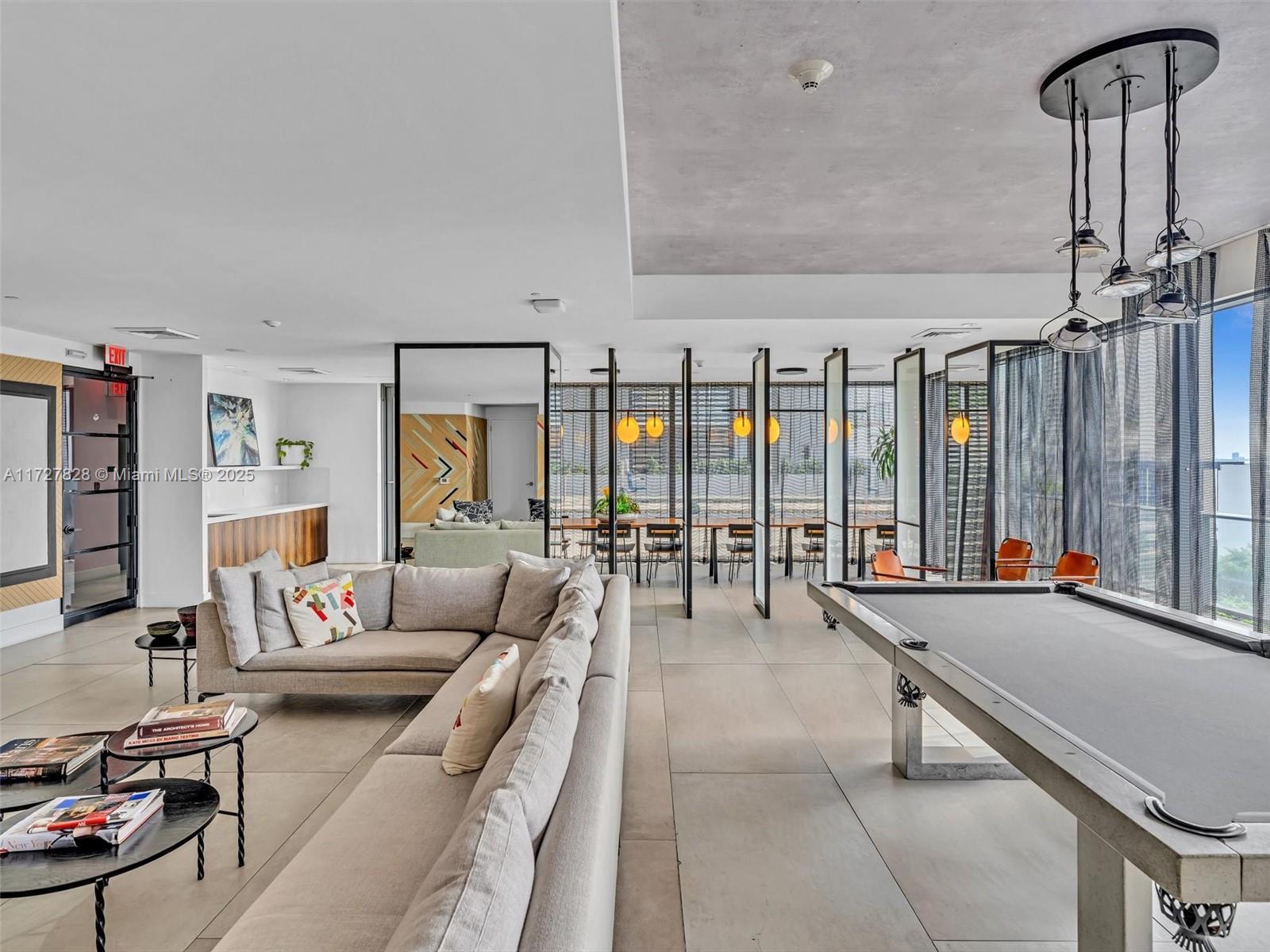 3401 MIDTOWN CONDO - Residential Lease