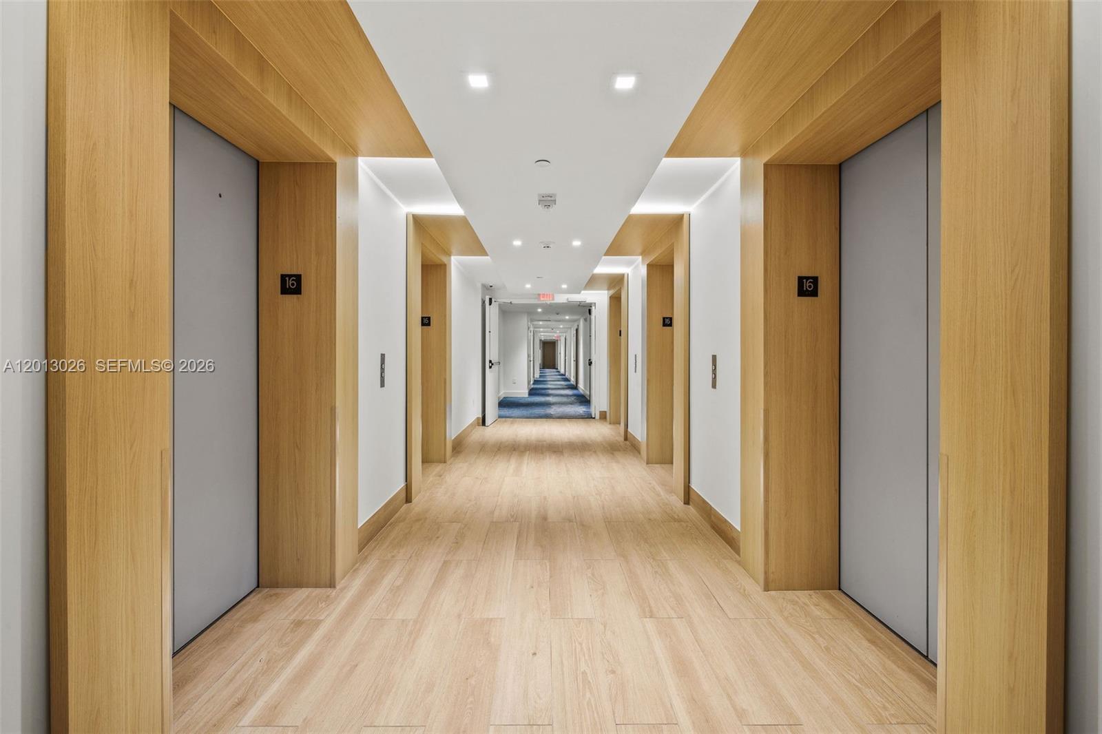 IVY CONDO - Residential