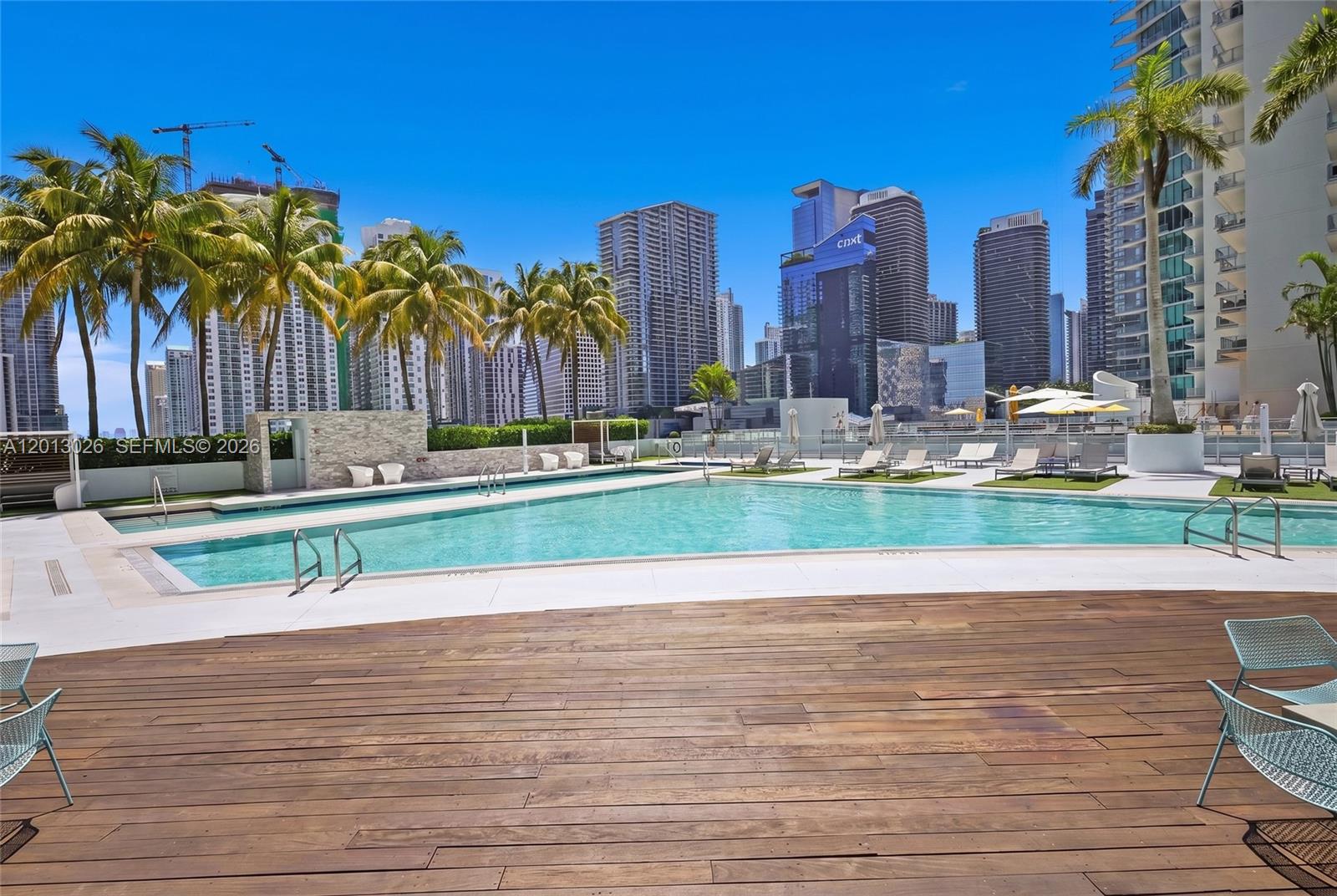 IVY CONDO - Residential