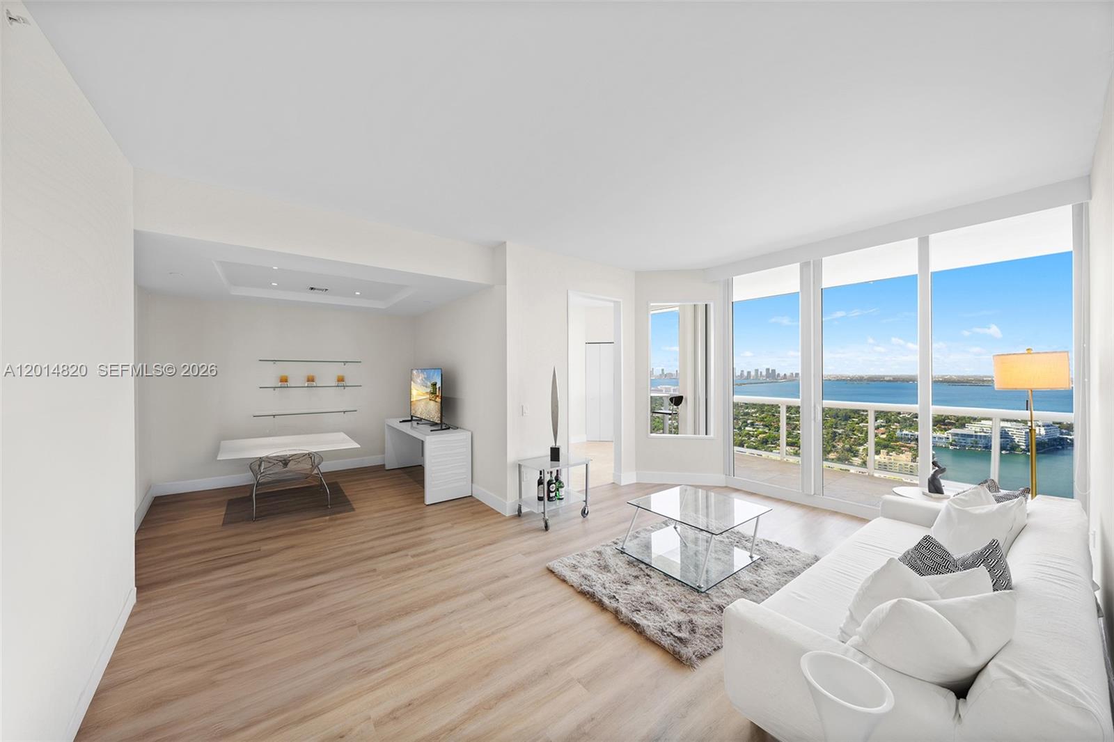 GREEN DIAMOND CONDO - Residential Lease