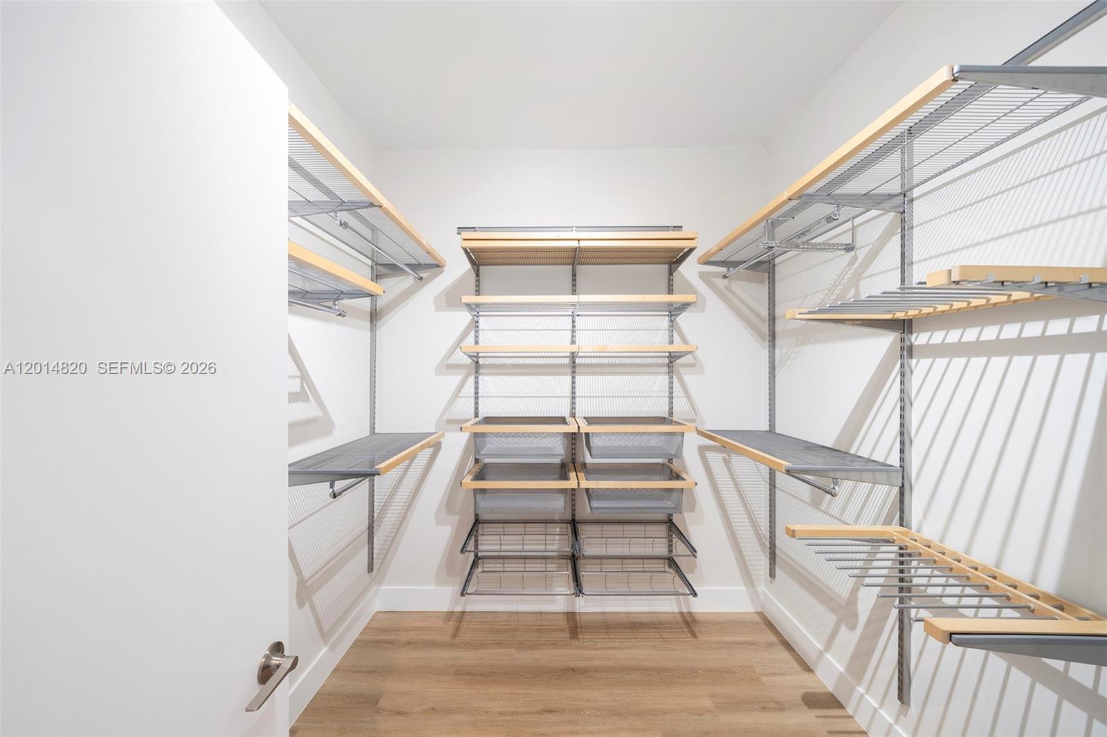 GREEN DIAMOND CONDO - Residential Lease