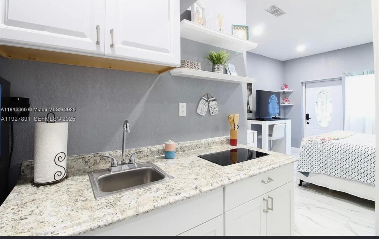 BROWARD MANOR OF HOLLYWOO - Residential